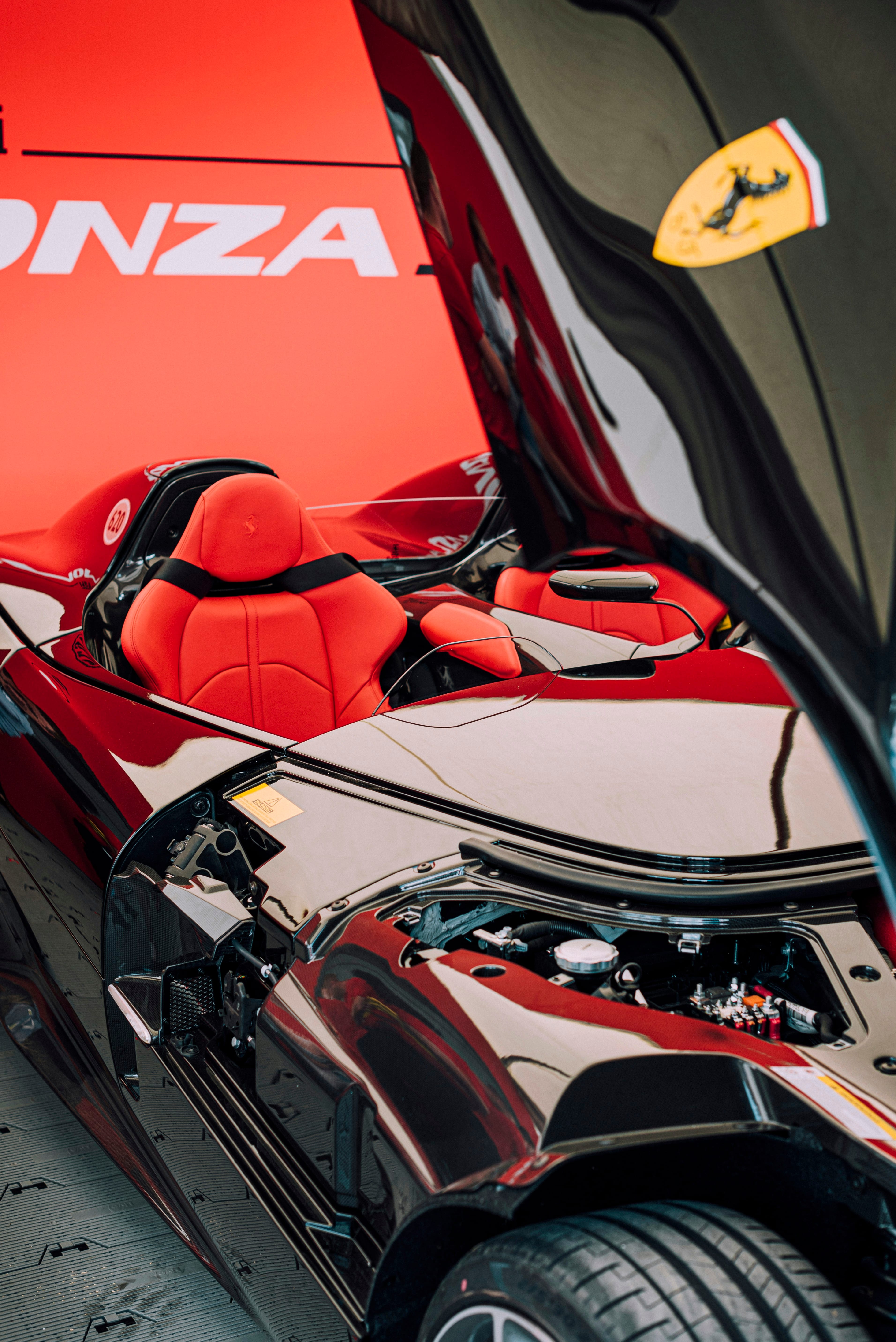 Motor V12 biturbo del SAVERA SV-12